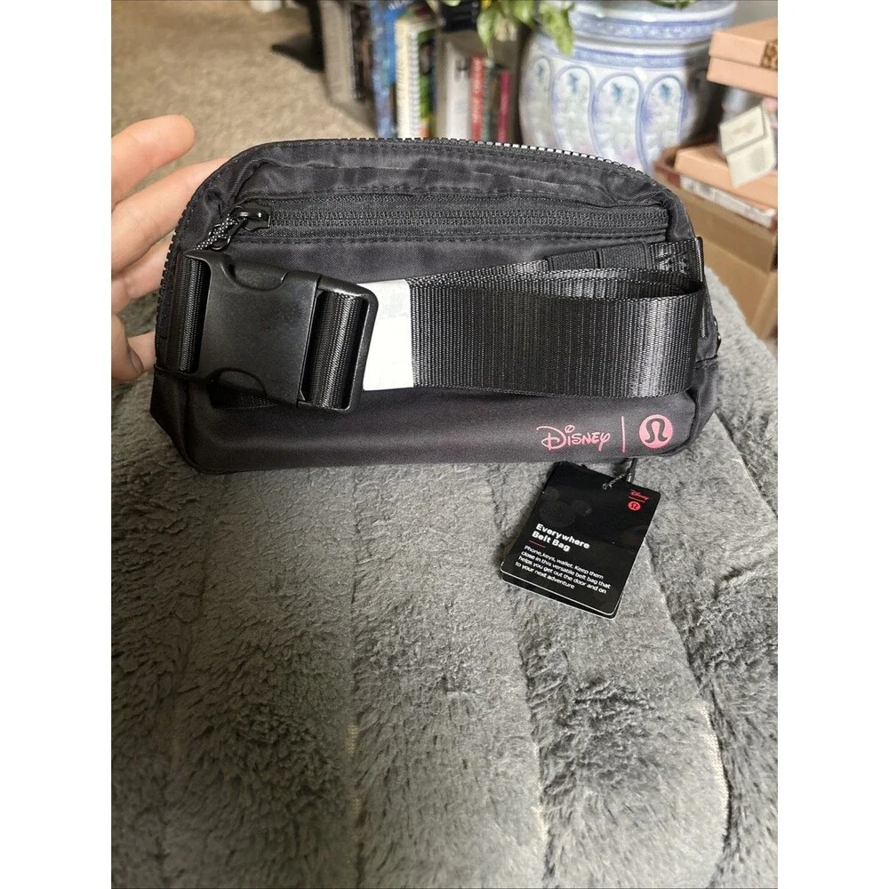 Disney x lululemon Everywhere Belt Bag 1L Mickey in Motion Graphic Crossbody NWT